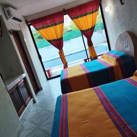 Hotel J.B. Сиуатанехо Экстерьер фото